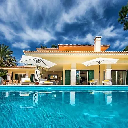 Villa Sleeps 6 Pool Air Con Wifi T607846 *